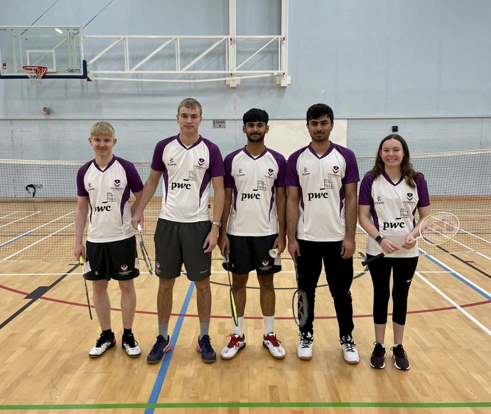 Loughborough College badminton team